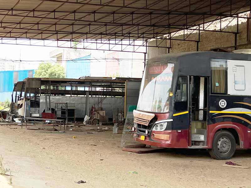 Bus building area