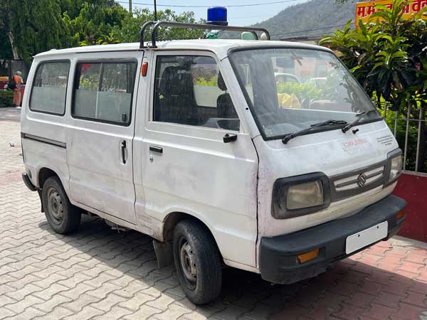 Suzuki Omni ambulance