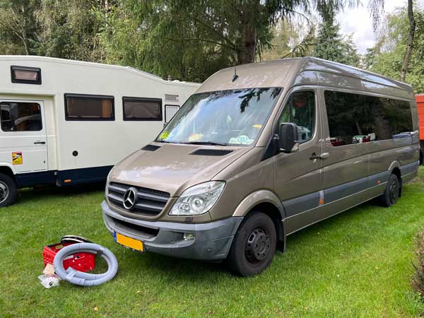 Mercedes Sprinter camper bruin Dubbelluchtweekend