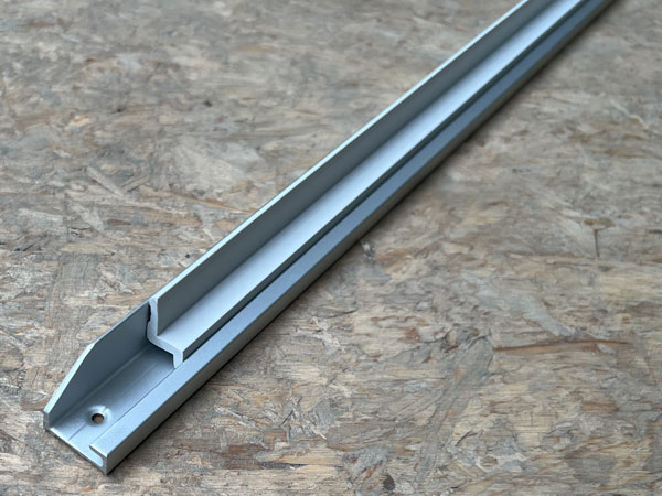 Tafelblad railsysteem afneembare wandbevestiging