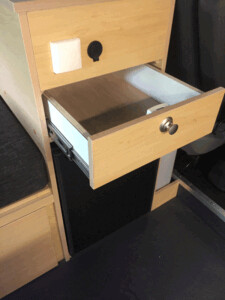Keuken smal lade