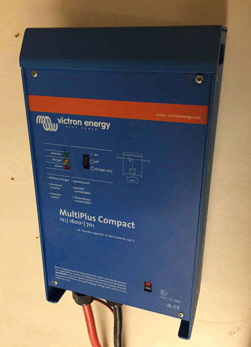 Victron MultPlus Compact, omvormer en lader