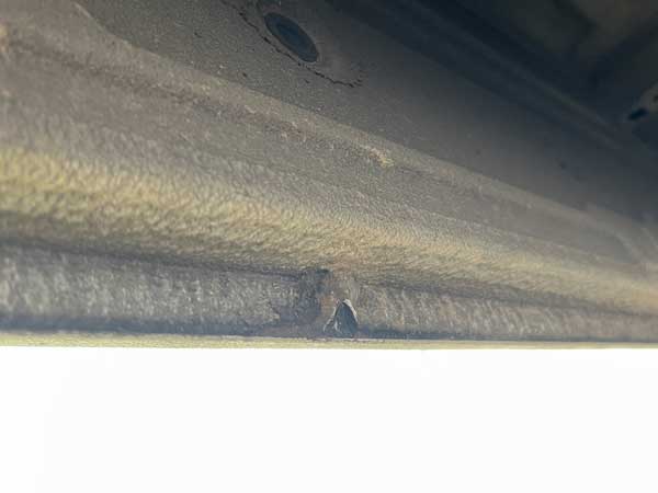 Afvoergat metalen wand Mercedes Sprinter