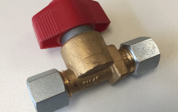 Gaskraan met 8mm knelkoppelingen
