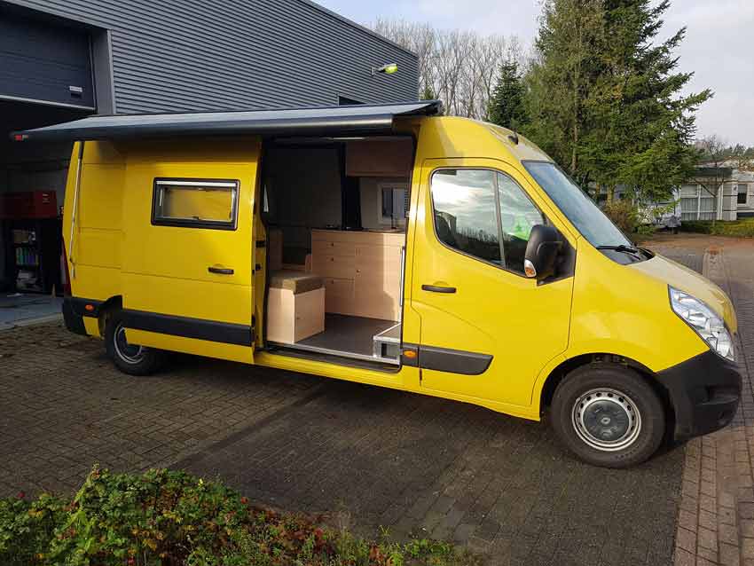 Zelfbouwcamper huren, hoe doe je dat en waar moet je op letten.