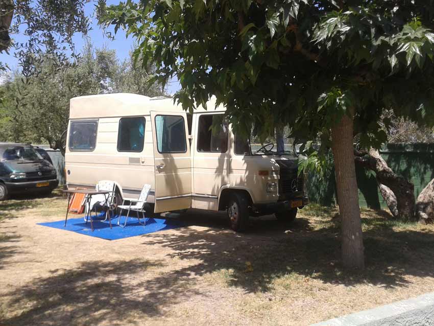 CAMPER mercedes 406 vakantie